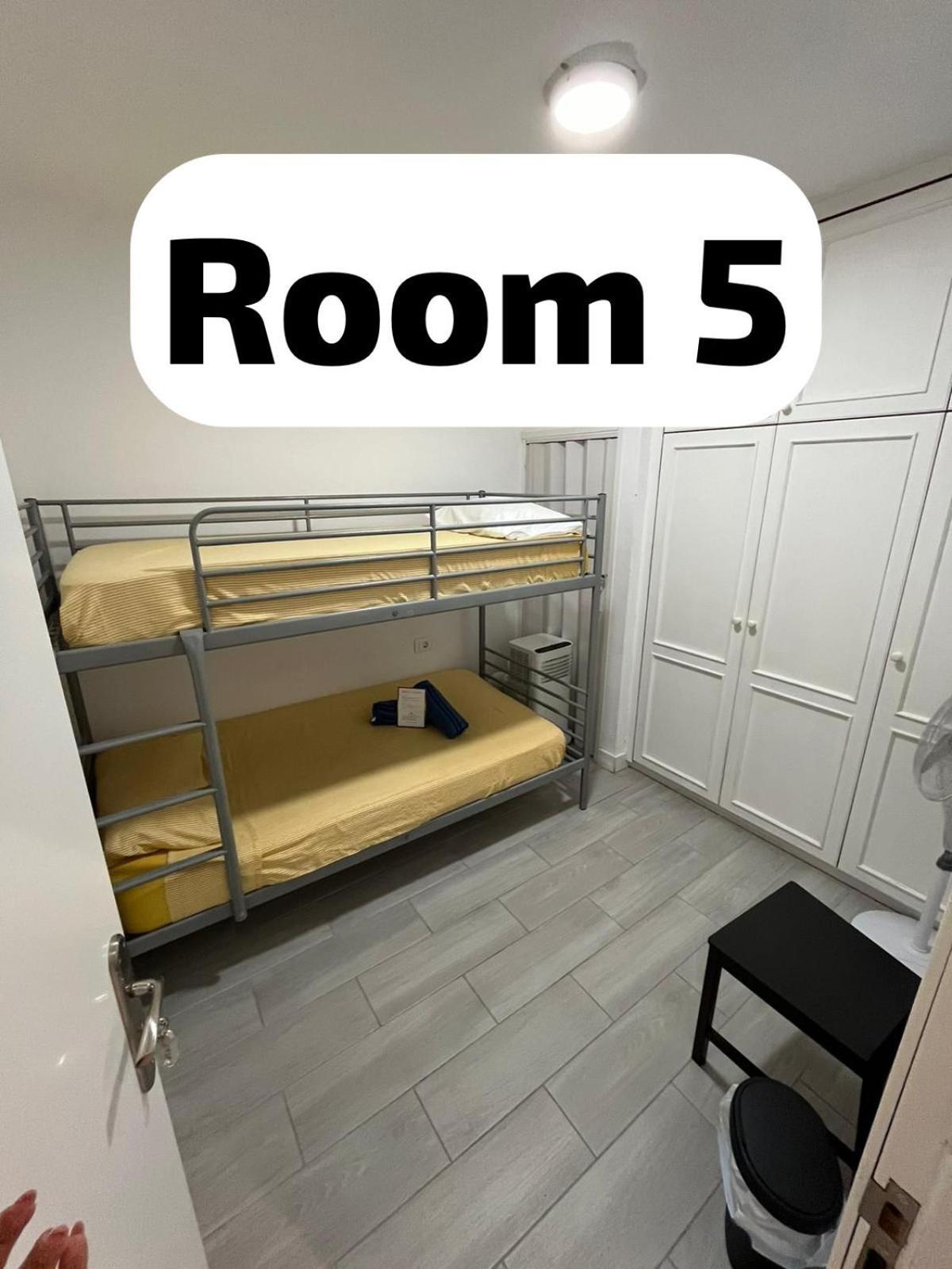B&B Paraiso Tenerife Super Economy Rooms Airport Los Abrigos Esterno foto